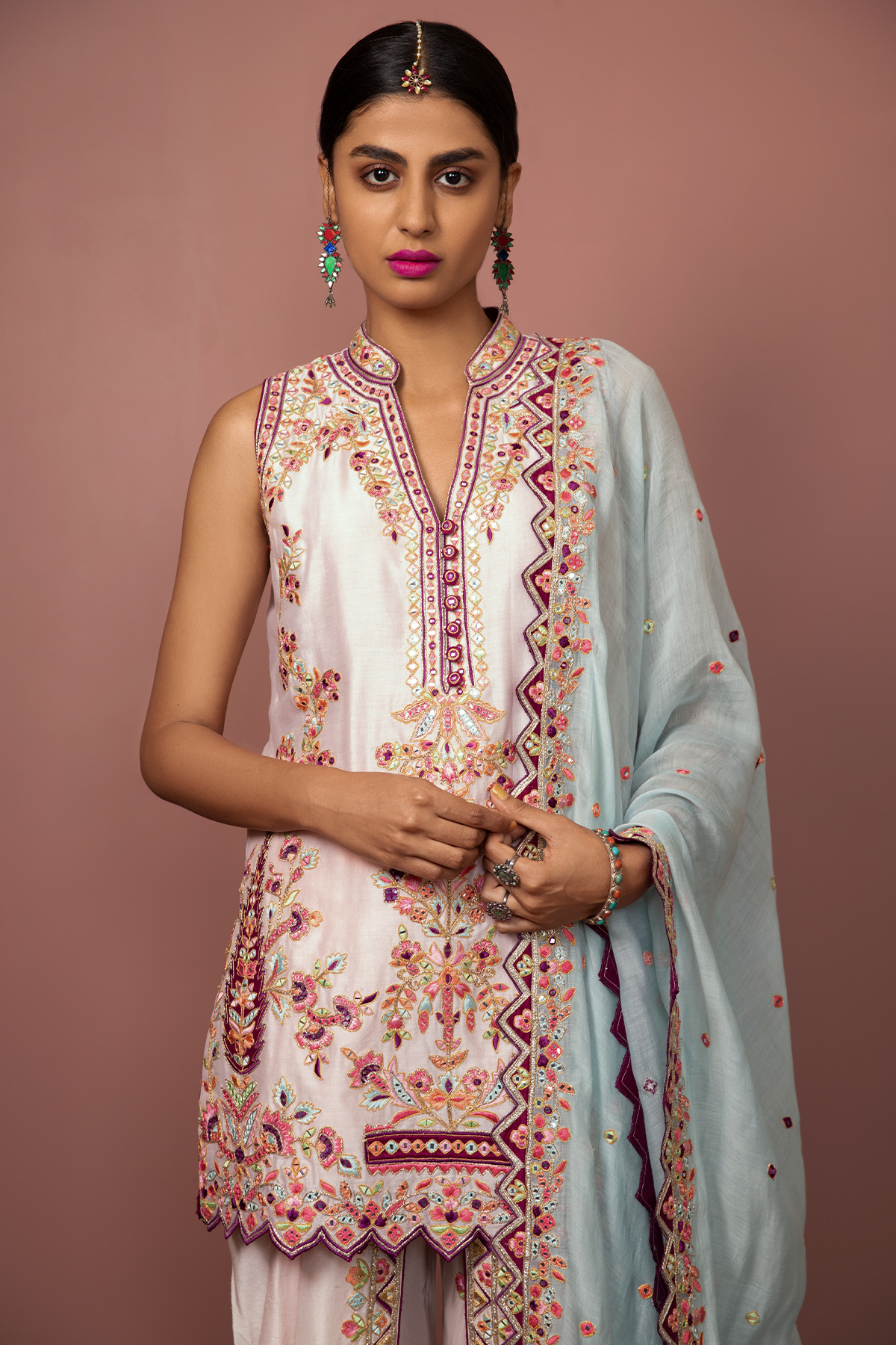 Pink Sleeveless Kurta With Dhoti