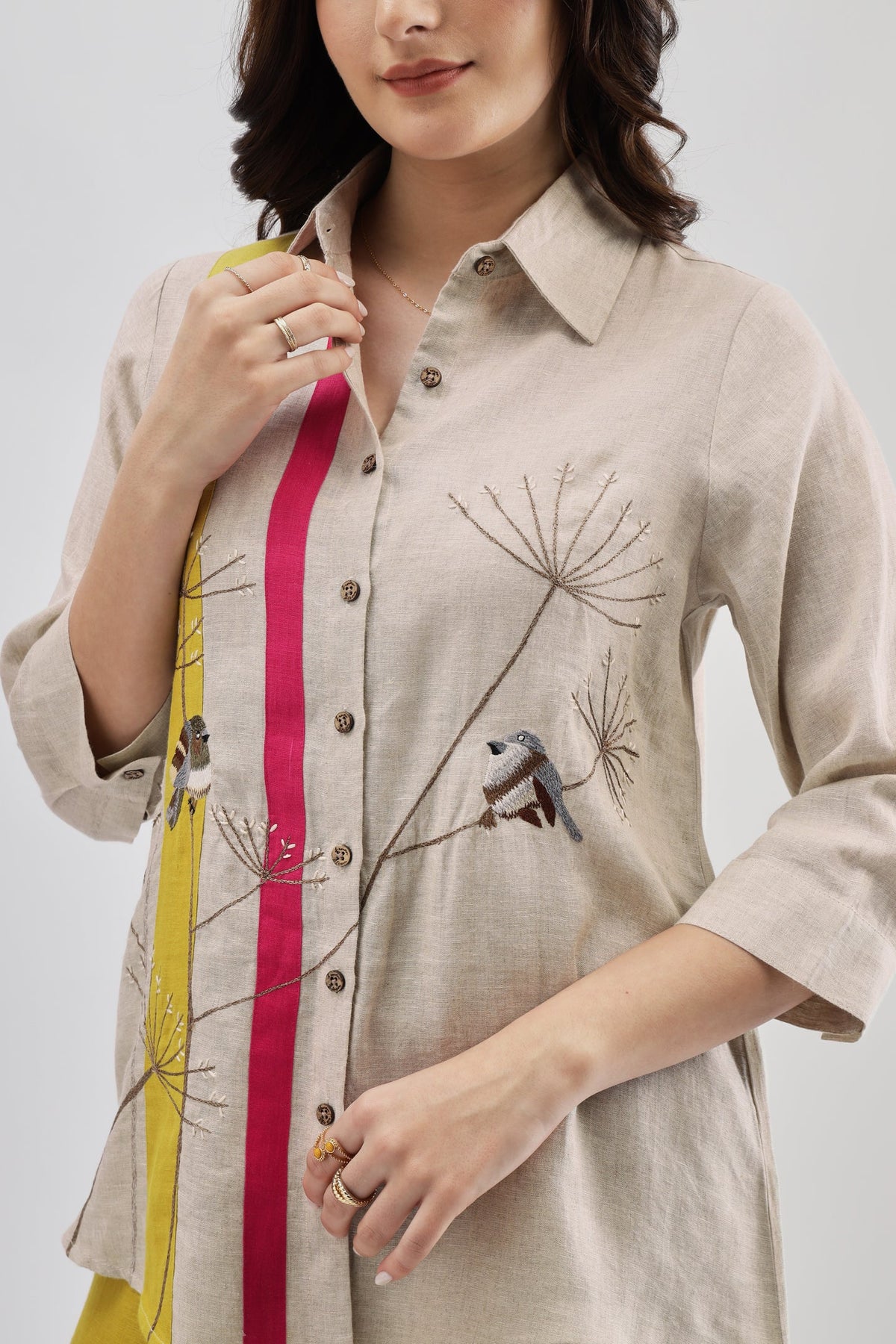Beige Bird Embroidery Shirt