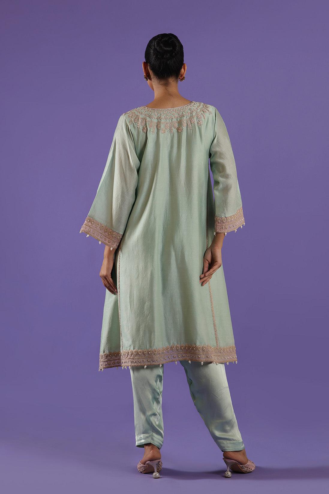 Mridvika Choga Salwar set