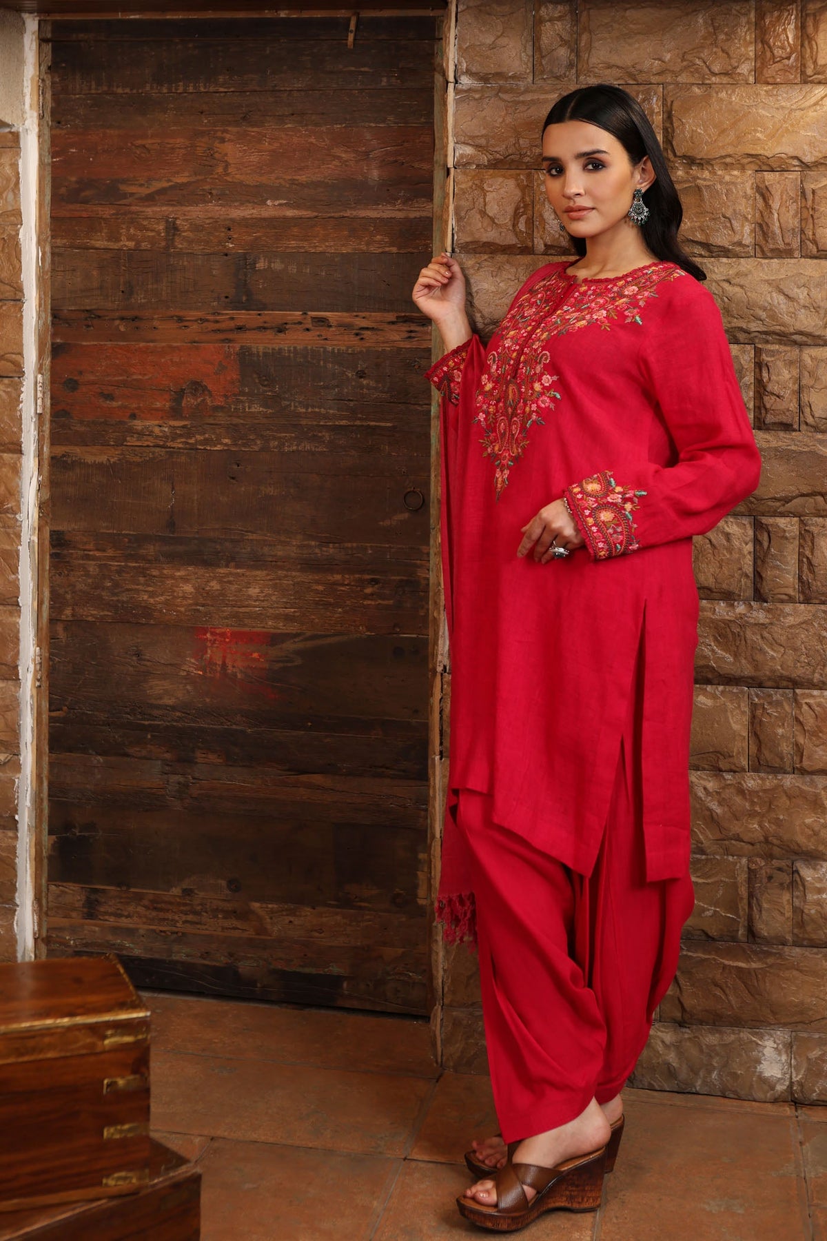 Rani-Pink Pure Linen Short-Kurta Salwar Set With Multicoloured Thread Embroidery