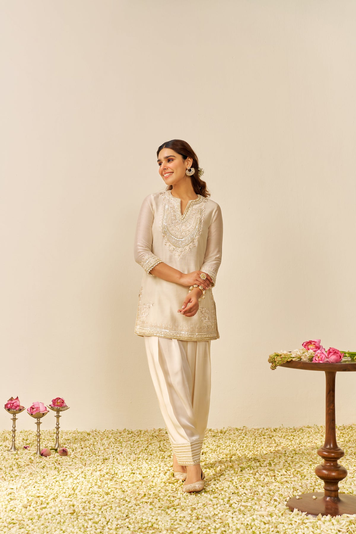 SARA - SHORT KURTA WITHSALWAR AND DUPATTA