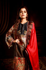 Fawmblack & orang kurta with red satin dupatta &wine pant jaal