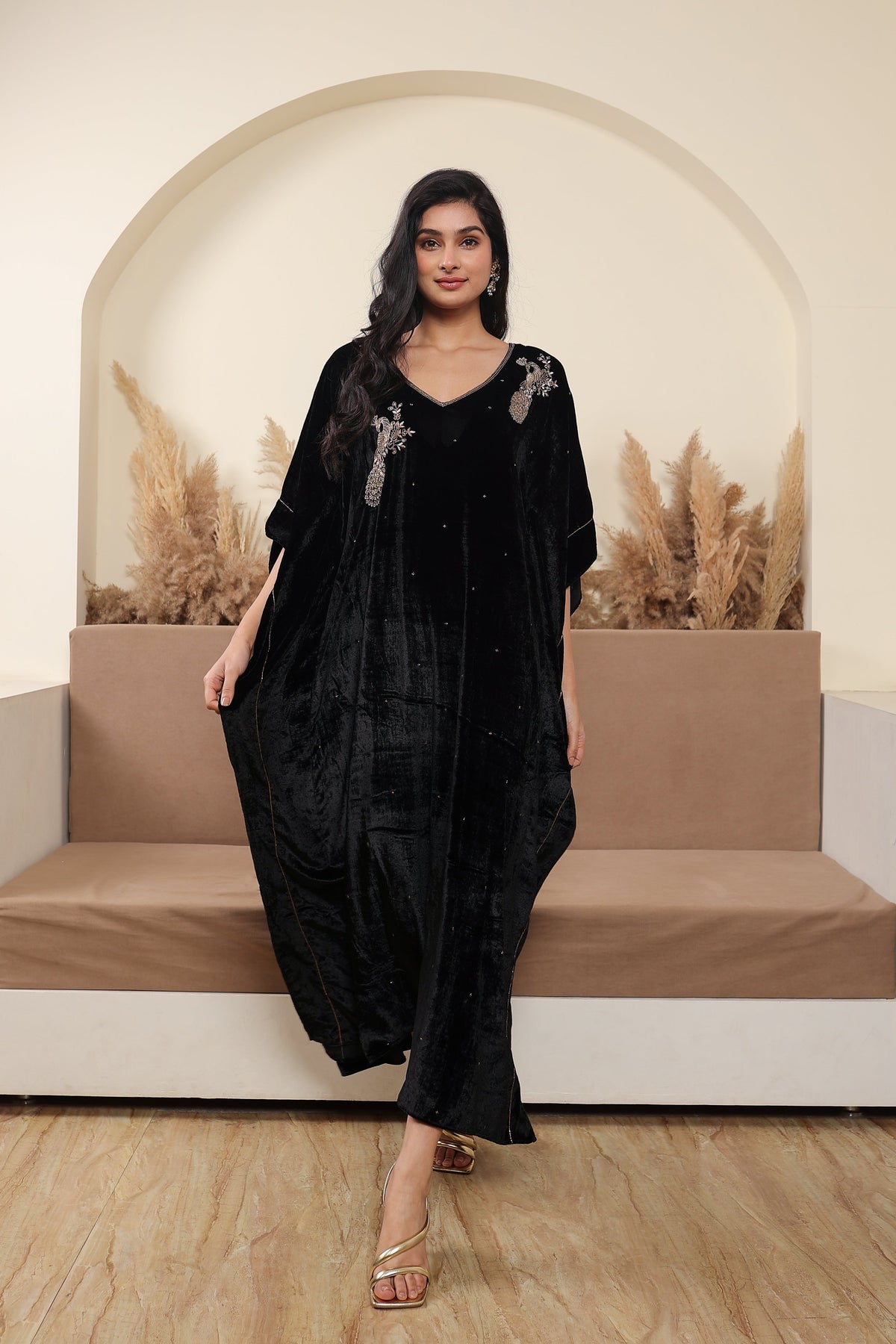 Mor Black Velvet Kaftan