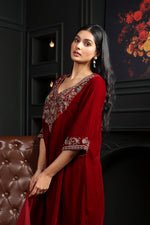 Zeba Velvet Kurta Set