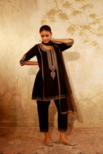 Ruh Black Dori Kurta Set