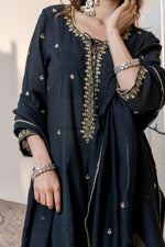 Ruh Mirror Work Kurta Set