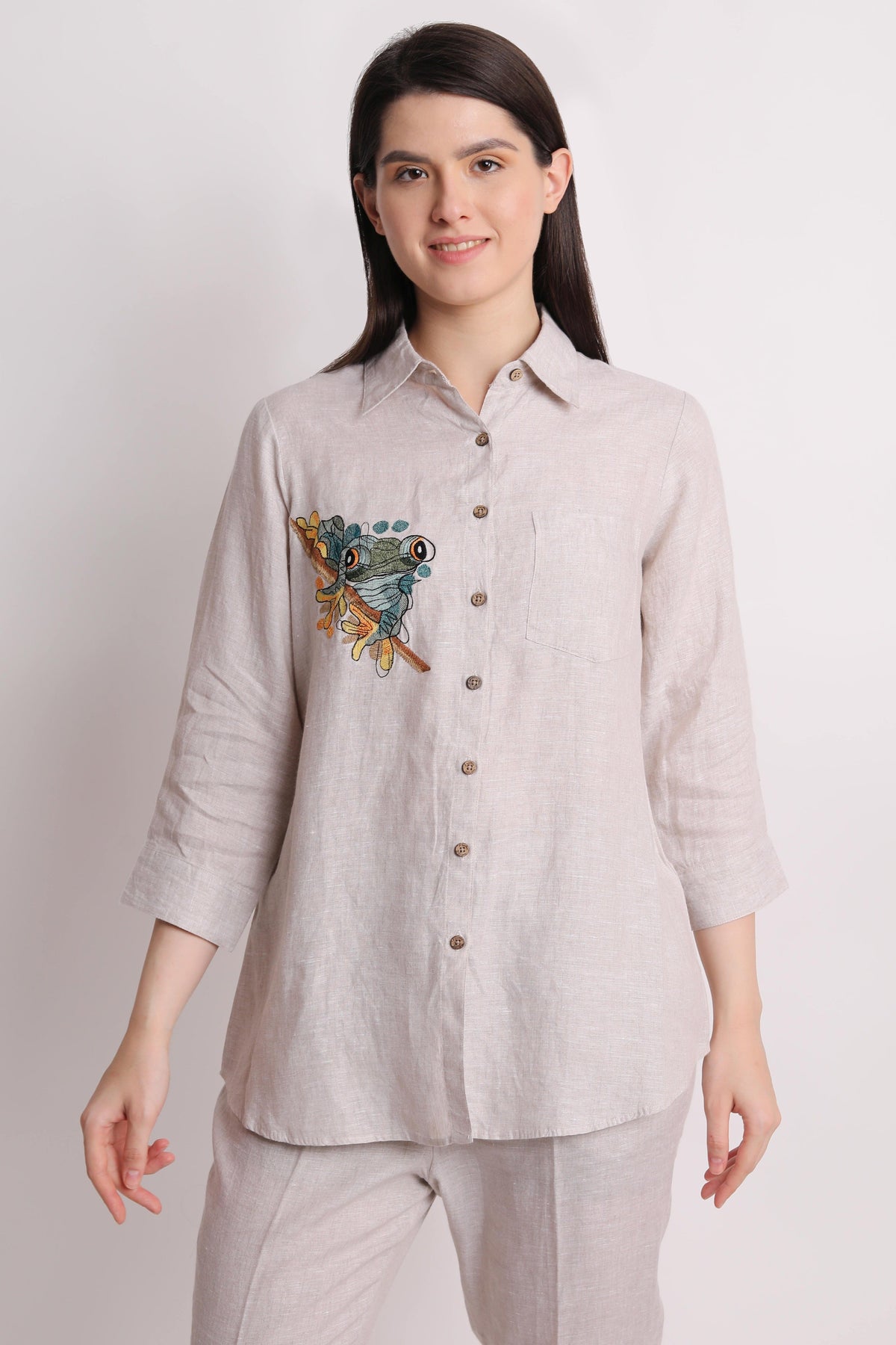 Beige Frog Embroidery Shirt