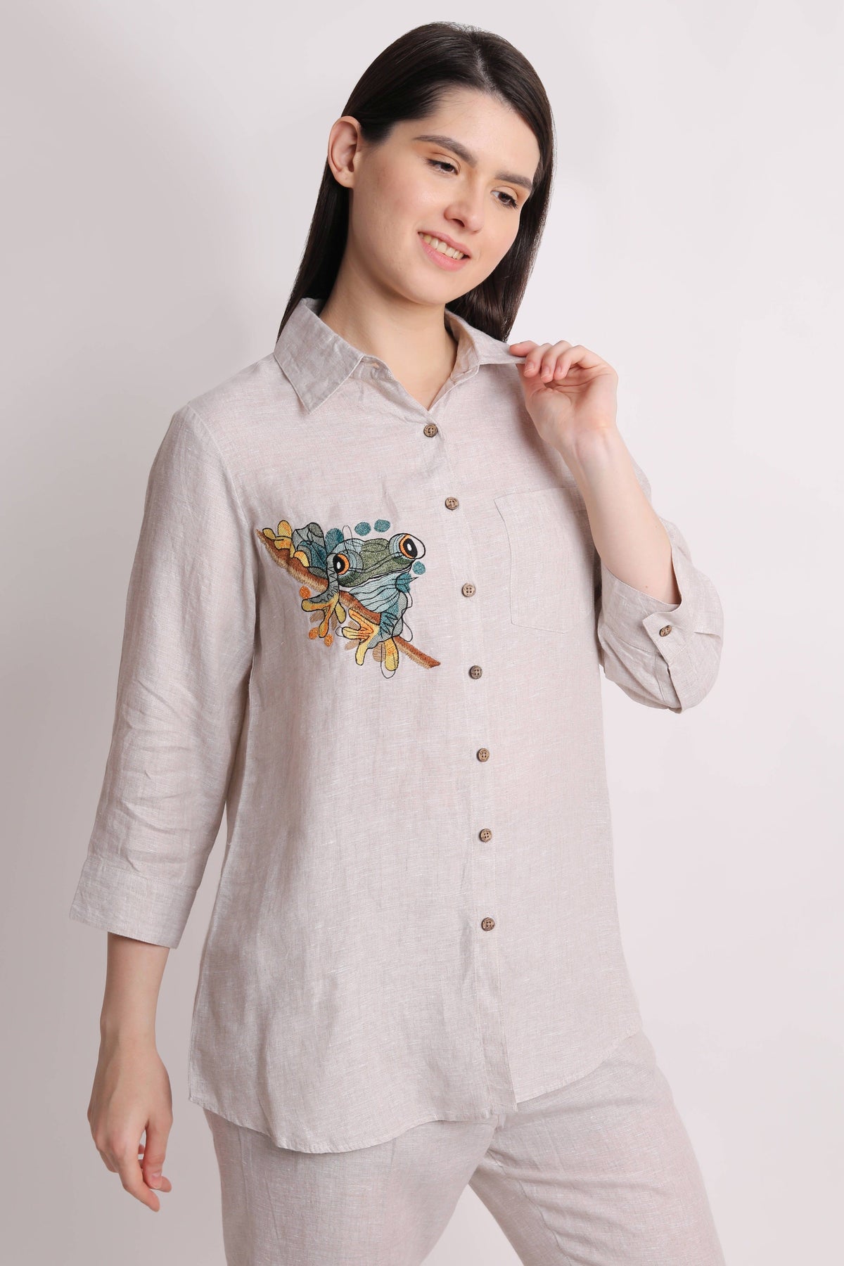 Beige Frog Embroidery Shirt