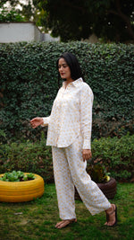 YELLOW DOT PRINT SHIRT