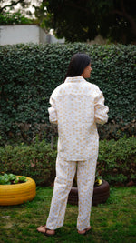 YELLOW DOT PRINT SHIRT