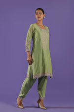 Tvarita Choga salwar set
