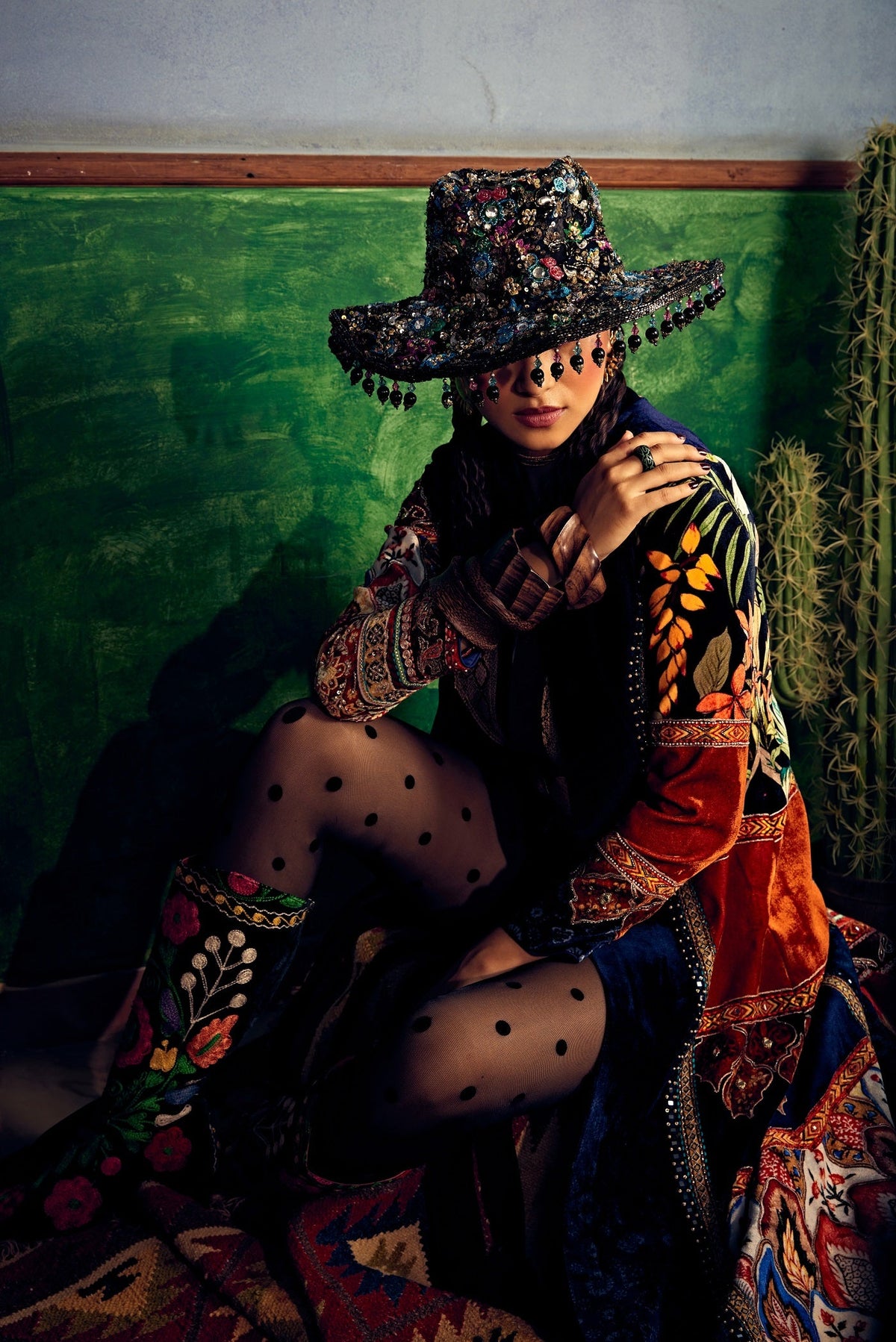 Vintage floral blue velvet long jacket