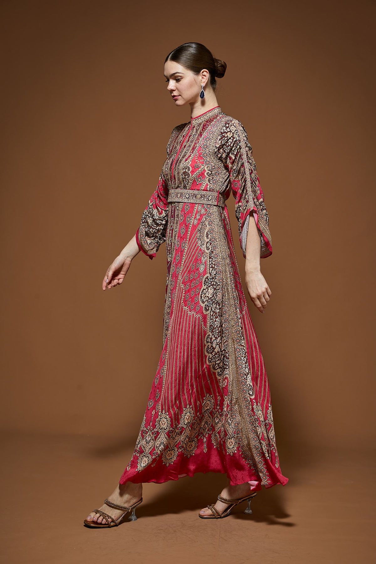 Red Kaftan