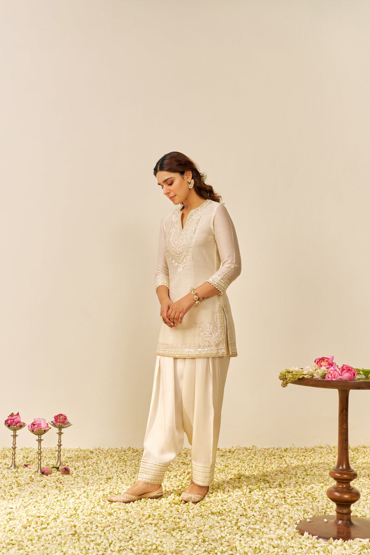 SARA - SHORT KURTA WITHSALWAR